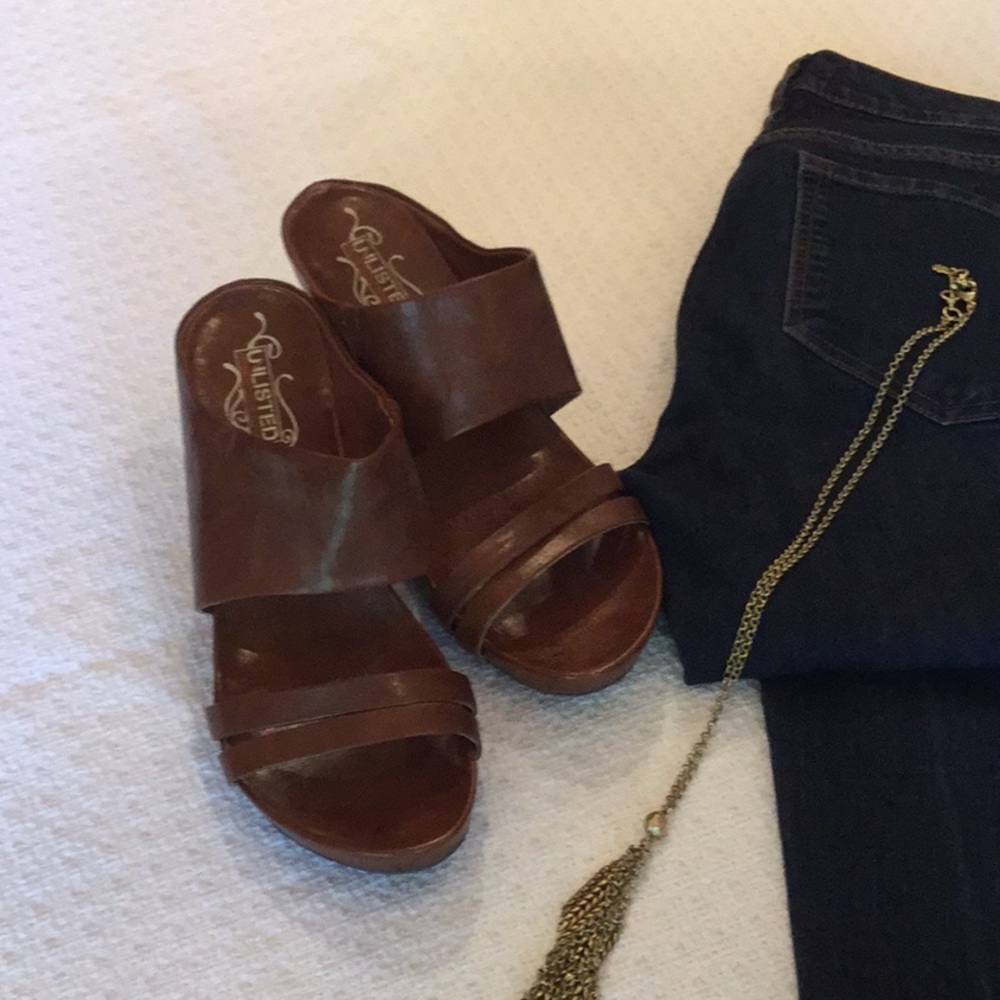 Kenneth Cole Unlisted wedges